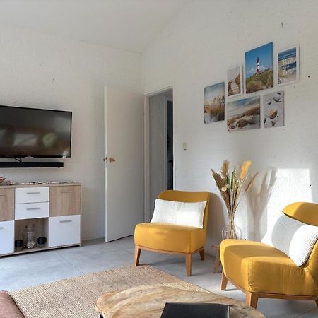Gemuetliches, Helles Ferienhaus Mit Privatem Garten In Gepflegtem Ferienpark Warmenhuizen Esterno foto